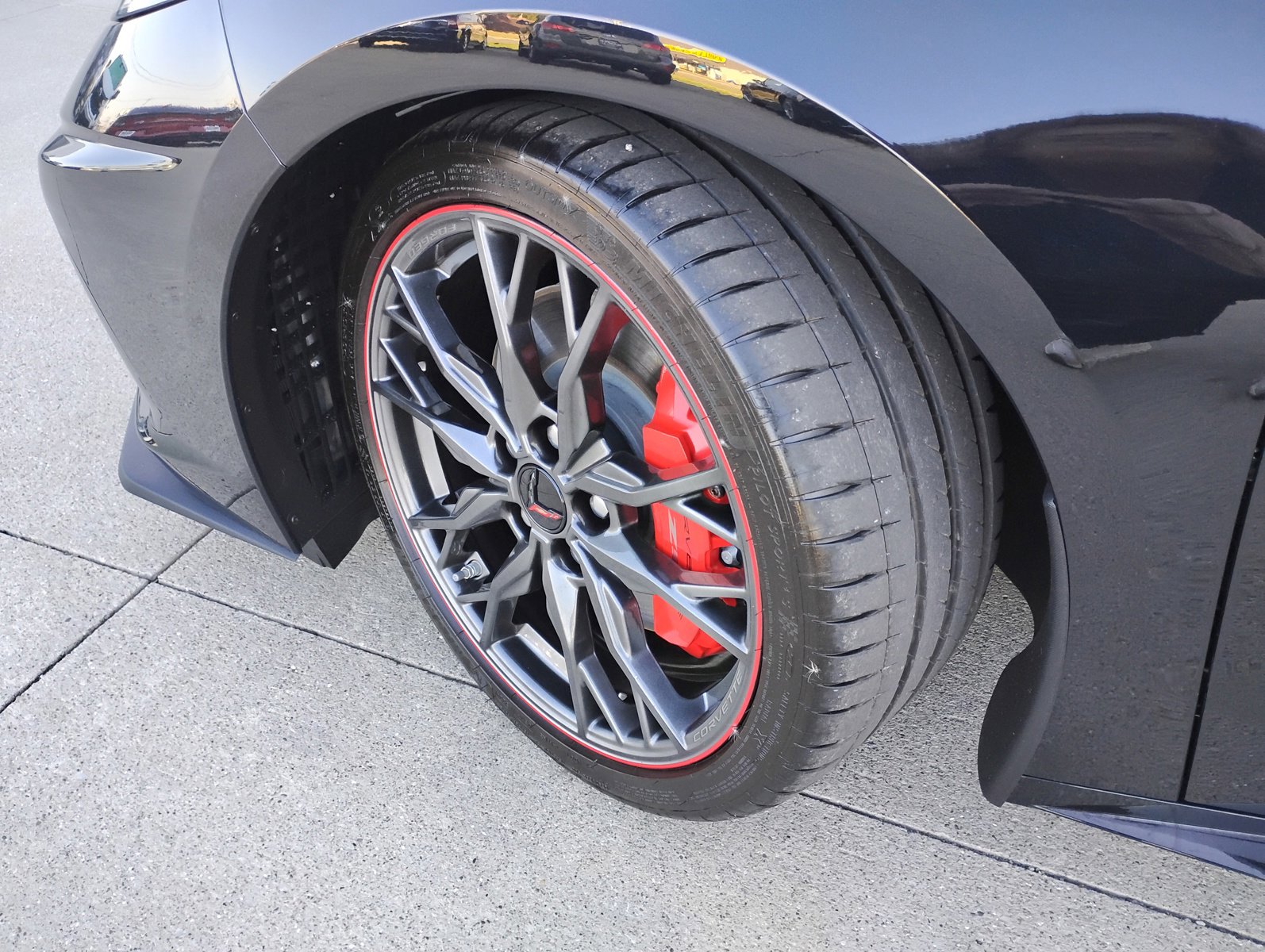 Used 2025 Chevrolet Corvette Stingray Premium Cpe w/ Z51 Performance Package image 19