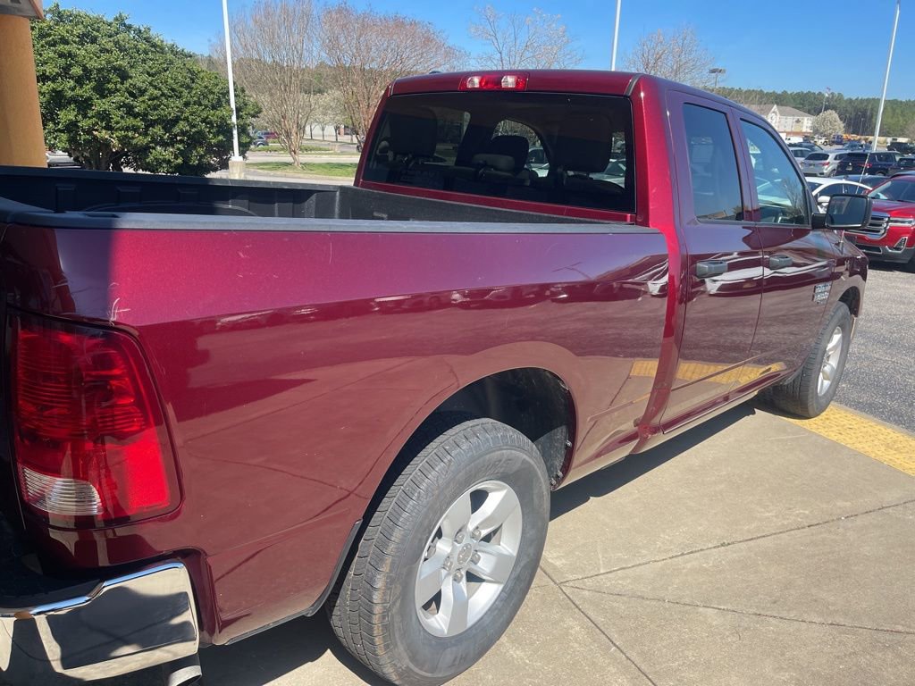 Used 2024 RAM 1500 Classic SLT image 4