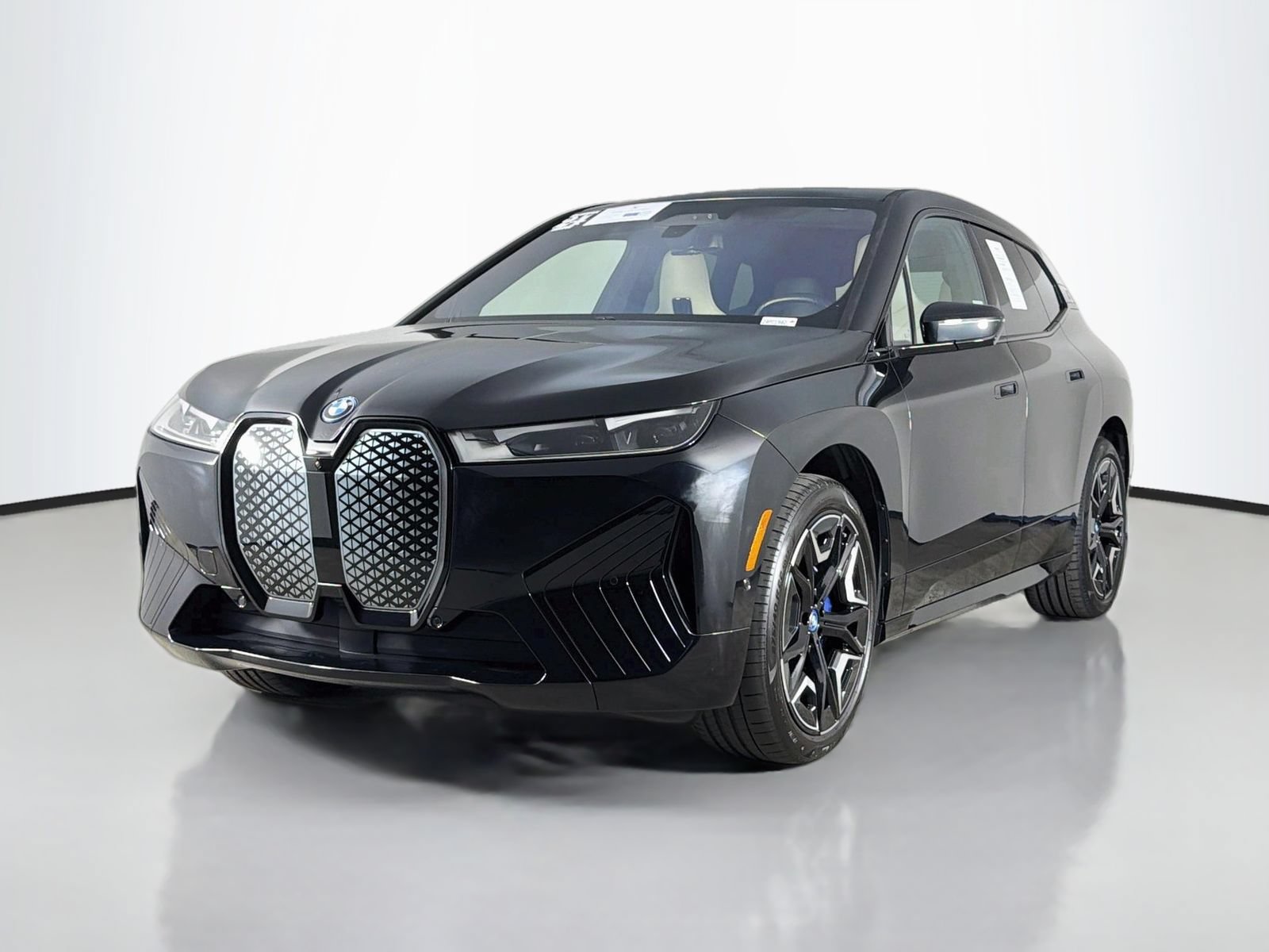 Certified 2024 BMW iX xDrive50 w/ Sport Package AWD/4WD image 3