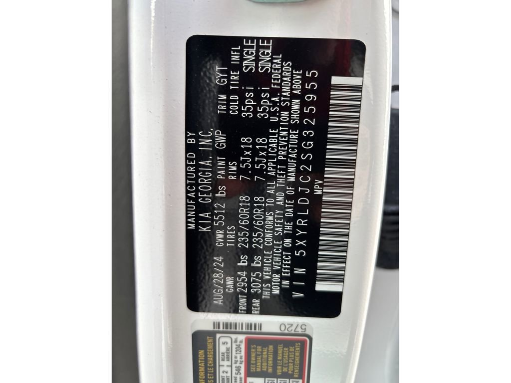 Certified 2025 Kia Sorento S image 16