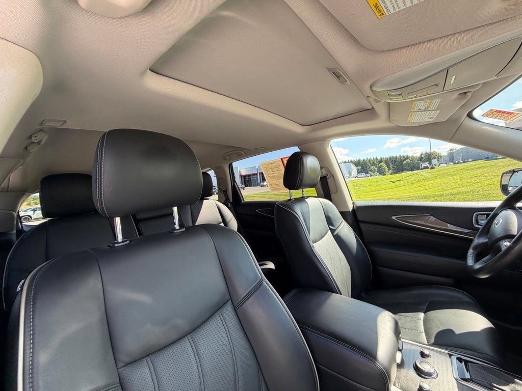 Used 2019 INFINITI QX60 Luxe w/ Essential Package AWD/4WD image 42