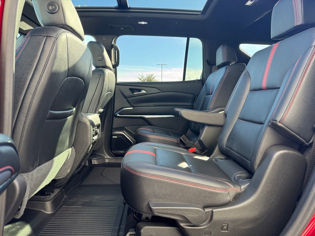 Used 2024 Chevrolet Traverse RS w/ LPO, Floor Liner Package image 22