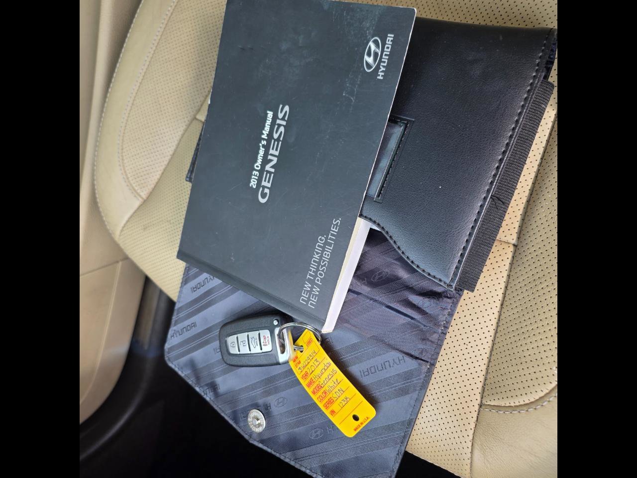 Used 2013 Hyundai Genesis 3.8 image 33