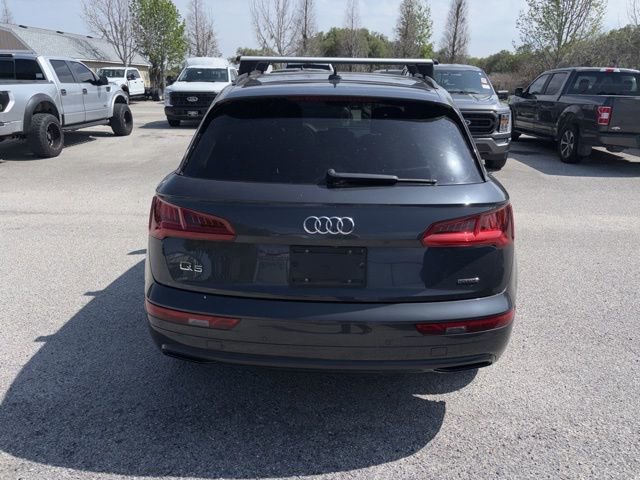 Used 2020 Audi Q5 2.0T Premium w/ Titanium Sport Package image 6