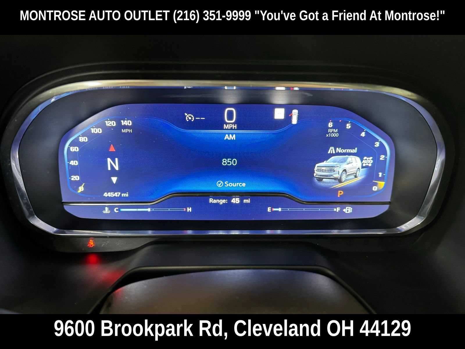 Used 2022 Chevrolet Tahoe Z71 w/ Z71 Off-Road Package AWD/4WD image 22