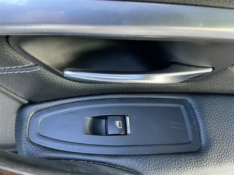 Used 2017 BMW 340i xDrive Sedan image 29