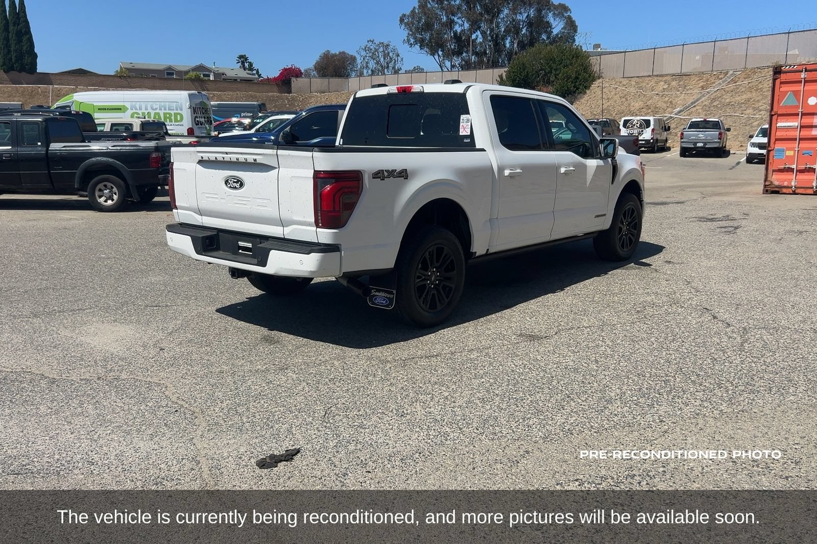 Used 2025 Ford F150 Platinum AWD/4WD image 6