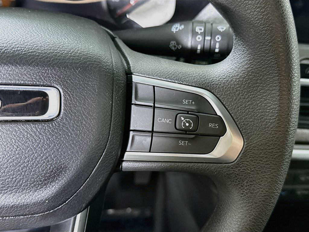 Used 2023 Jeep Compass Sport AWD/4WD image 21