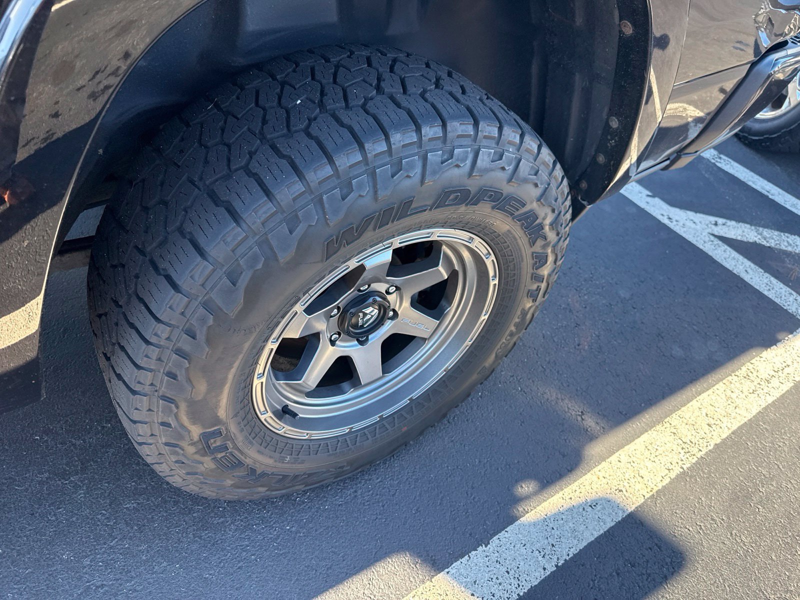 Used 2019 RAM 1500 Laramie AWD/4WD image 8