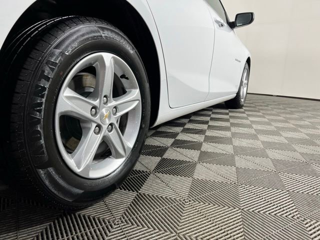 Used 2024 Chevrolet Malibu LT FWD image 15