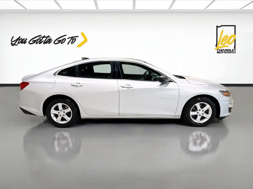 Used 2021 Chevrolet Malibu LS FWD image 4