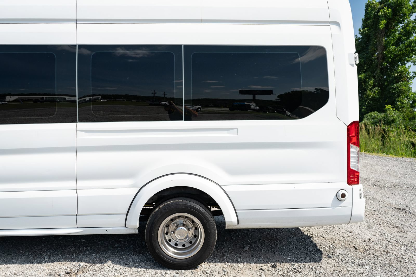 Used 2020 Ford Transit 350 XL RWD image 6
