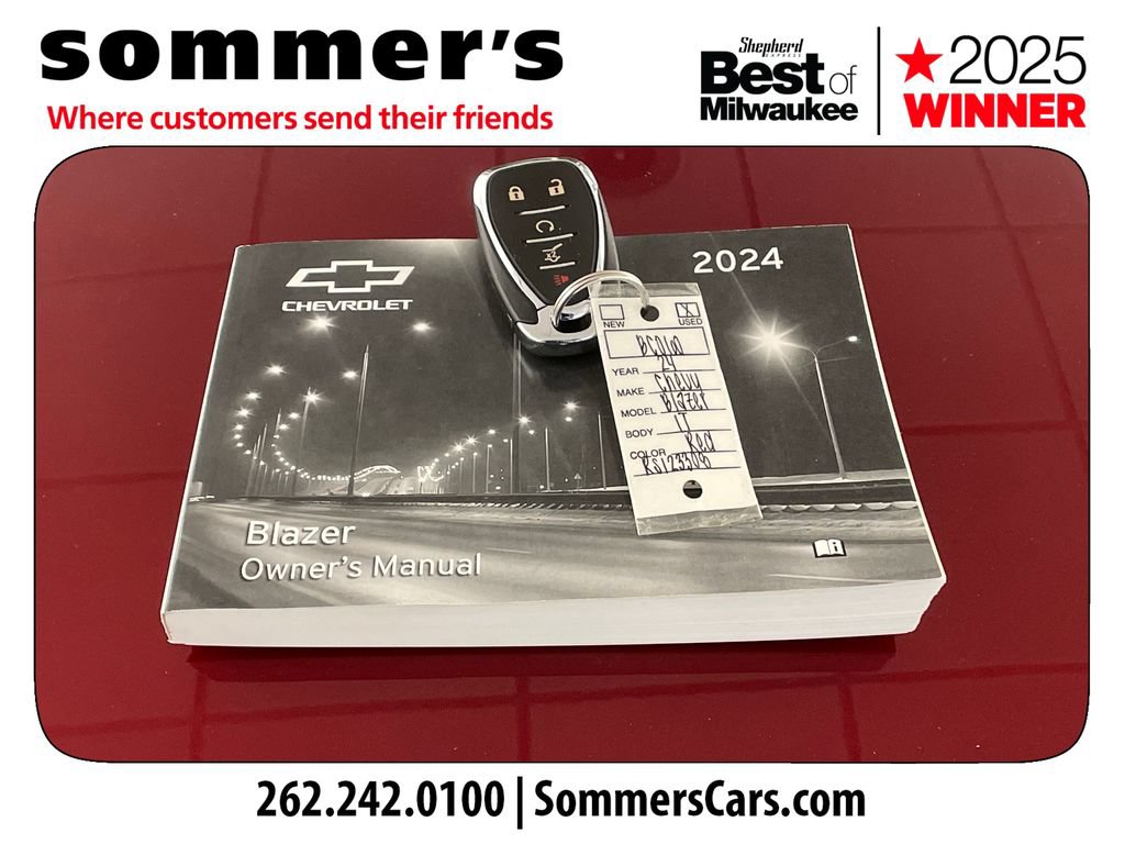 Used 2024 Chevrolet Blazer LT w/ Convenience Package AWD/4WD image 24