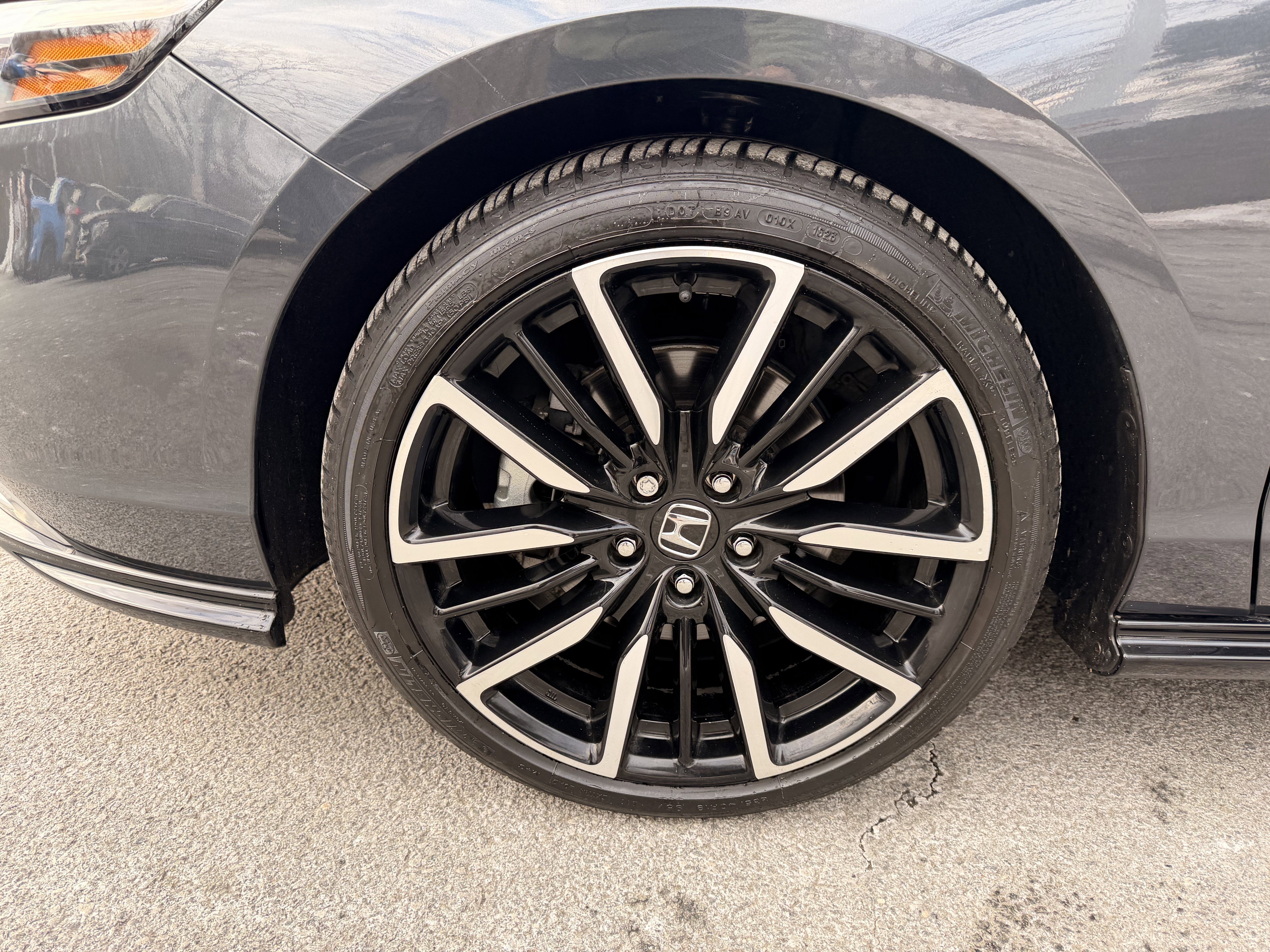 Used 2023 Honda Accord Touring image 7