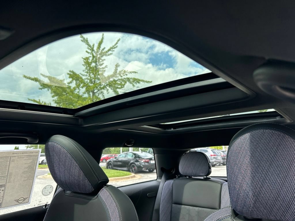 New 2027 MINI Cooper 2-Door Hardtop FWD image 21