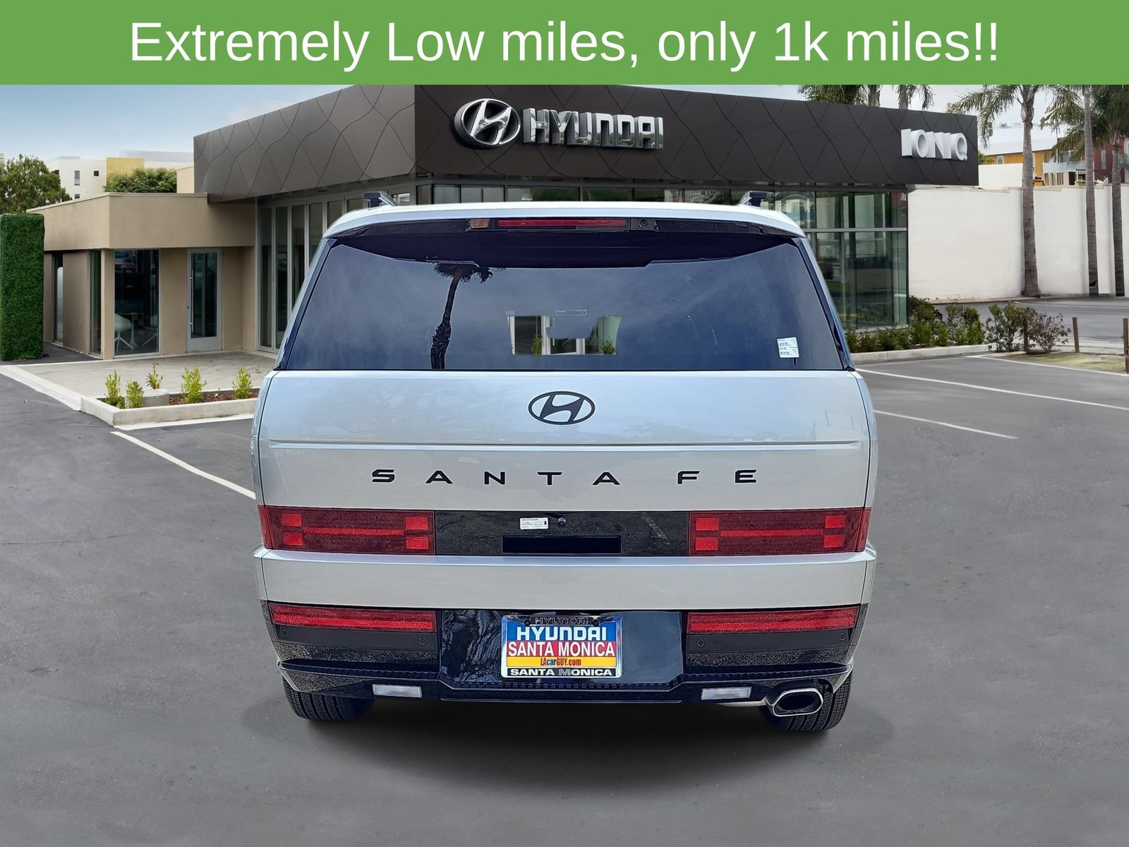 Used 2025 Hyundai Santa Fe Calligraphy FWD image 4