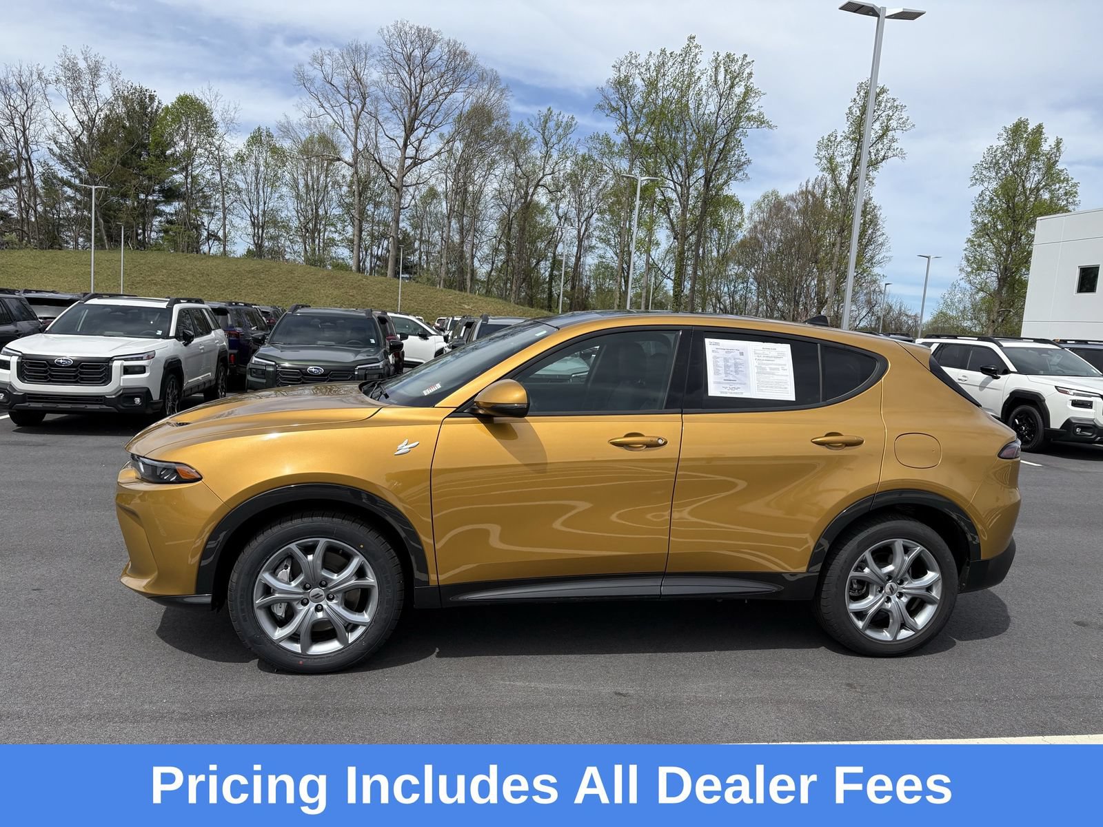 Used 2024 Dodge Hornet R/T Plus AWD/4WD image 8