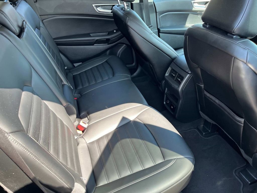 Used 2022 Ford Edge SEL w/ Convenience Package image 20