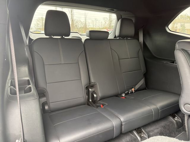 Used 2024 GMC Acadia Elevation image 18