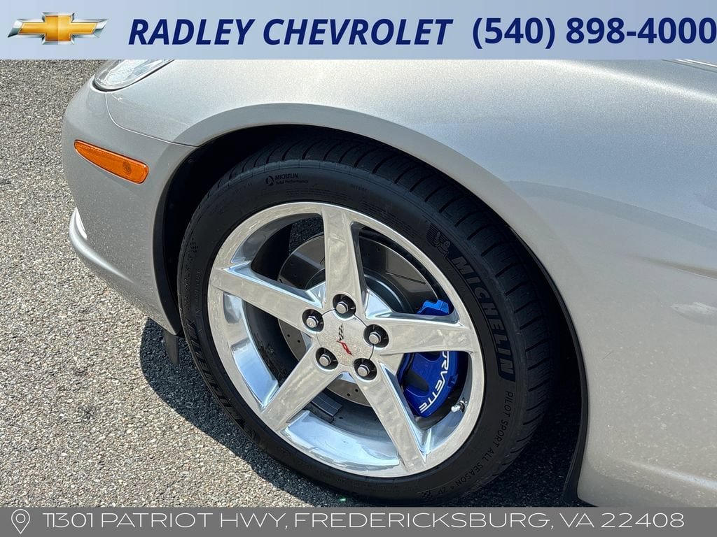 Used 2008 Chevrolet Corvette Coupe w/ Preferred Equipment Group RWD image 13