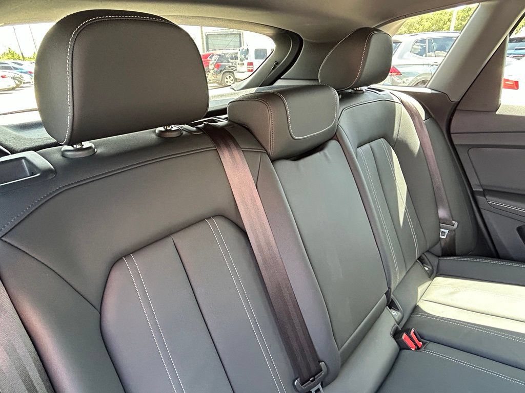 Used 2023 Audi Q4 e-tron Premium Plus w/ Premium Plus RWD image 45