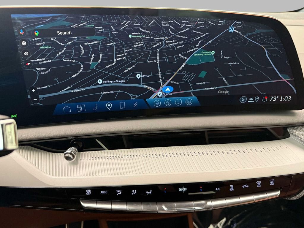 New 2025 Cadillac Optiq Sport 2 w/ LPO, ONYX Package AWD/4WD image 5