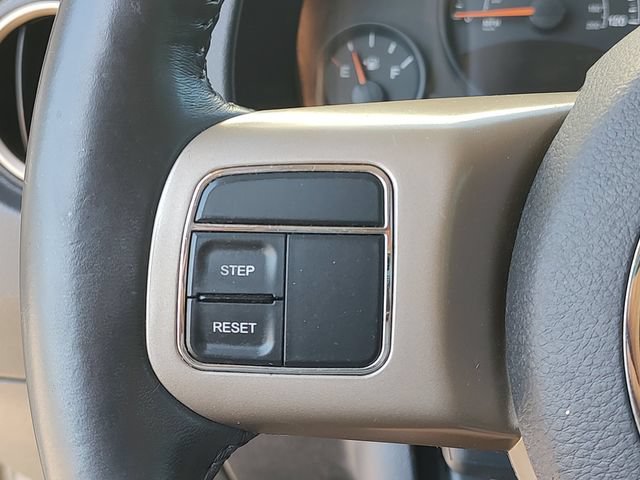 Used 2017 Jeep Patriot 75th Anniversary w/ Power Value Group FWD image 18