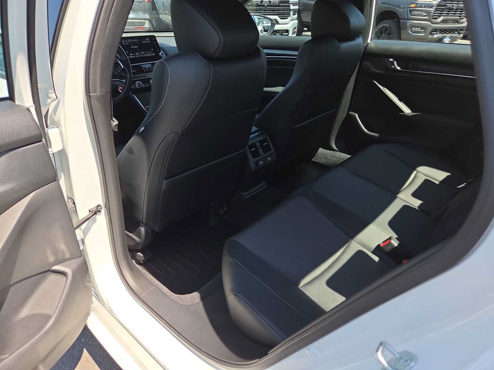 Used 2022 Honda Accord Sport image 20