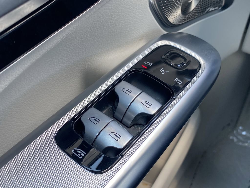 Certified 2023 Mercedes-Benz EQE 500 4MATIC SUV image 9