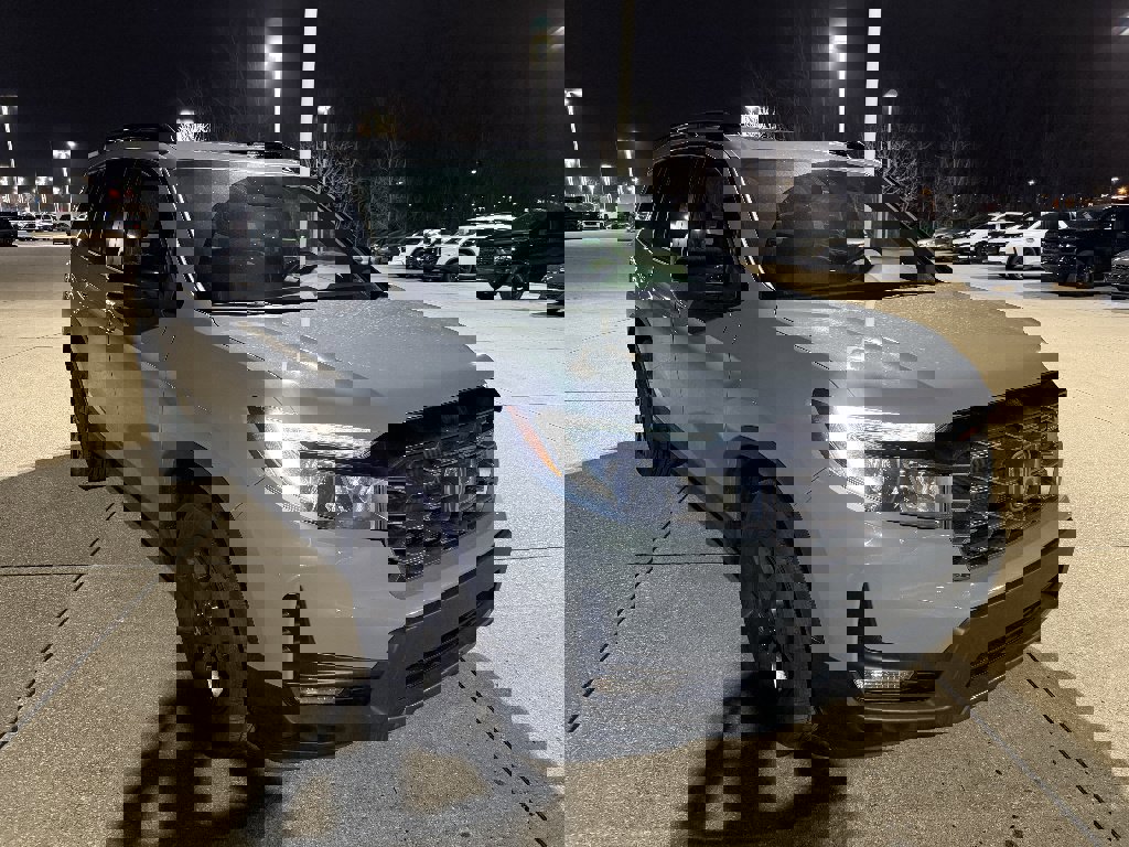 Used 2023 Honda Passport TrailSport image 2