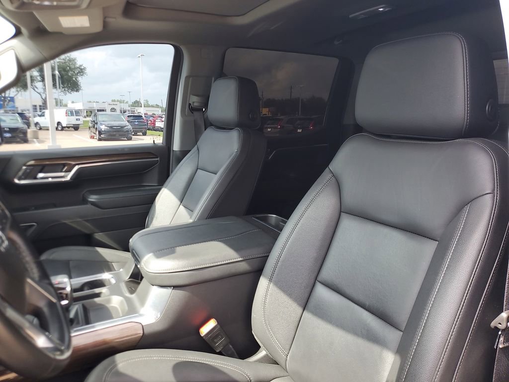 Used 2024 Chevrolet Silverado 1500 LT Trail Boss w/ Convenience Package II AWD/4WD image 14