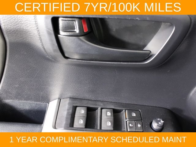 Used 2020 Toyota Tacoma SR5 AWD/4WD image 17
