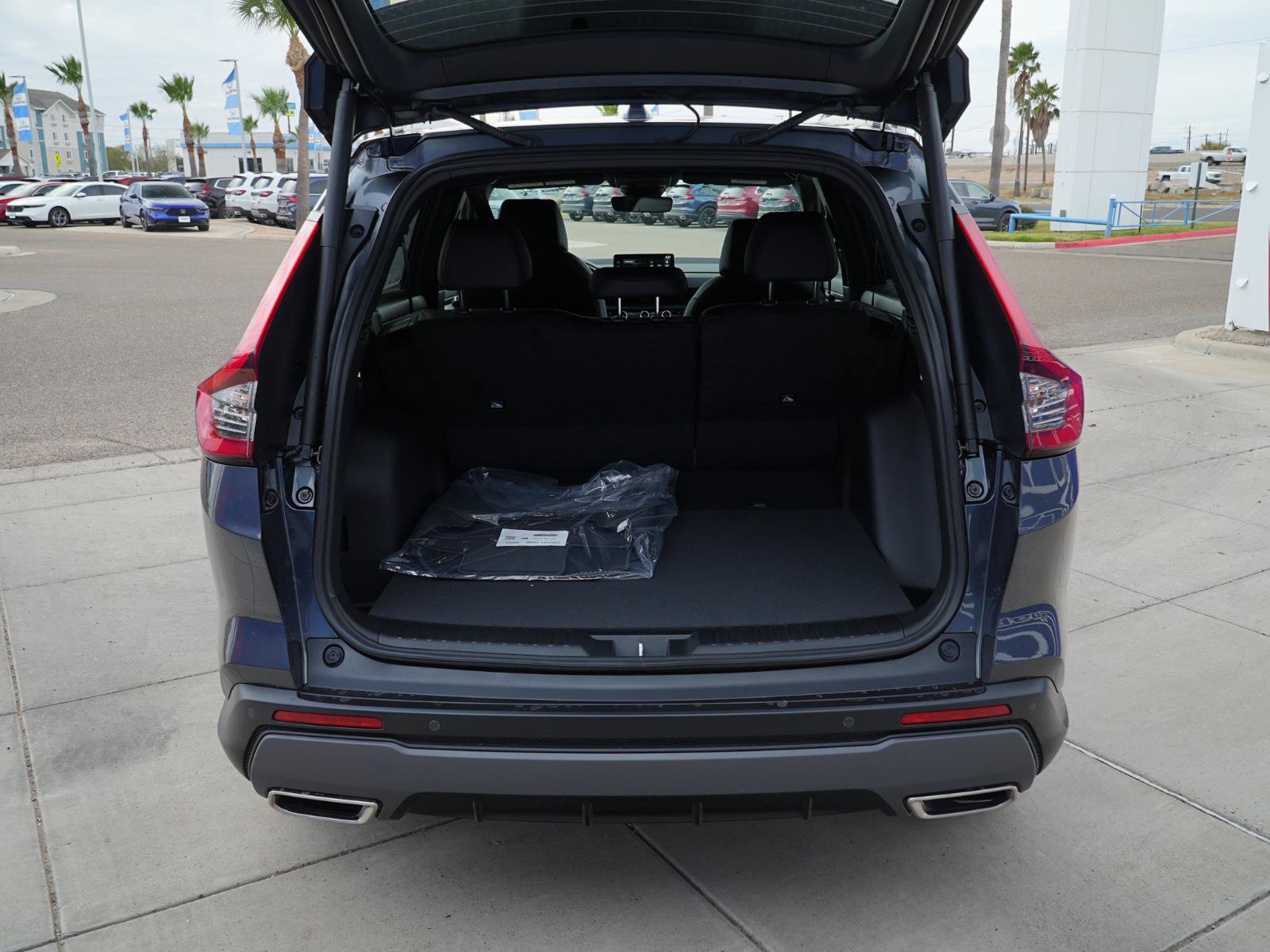 Used 2026 Honda CR-V Sport-L image 11