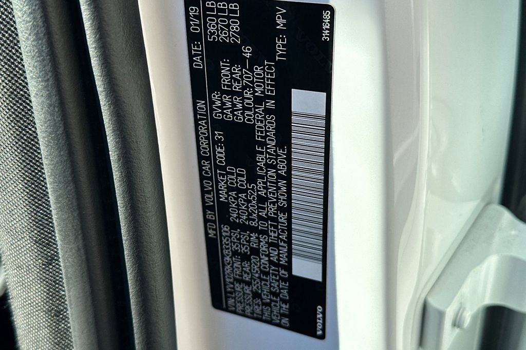 Used 2019 Volvo XC60 T5 Momentum w/ Premium Package image 30