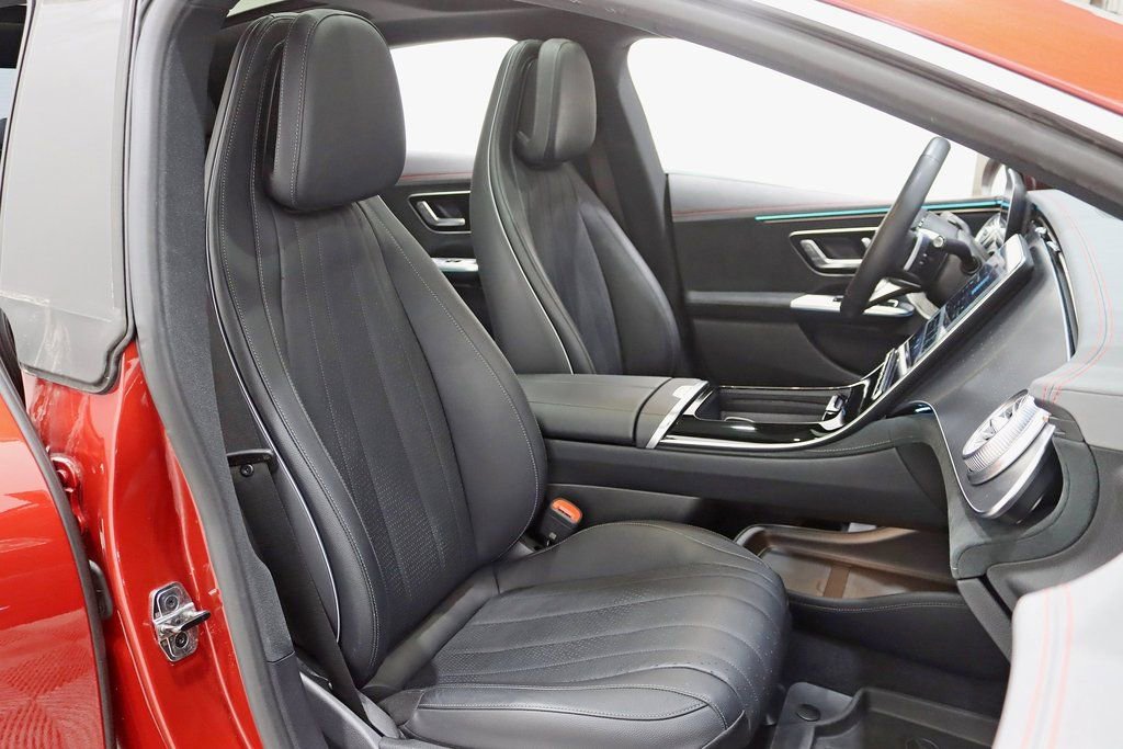 Used 2023 Mercedes-Benz EQE 500 4MATIC Sedan image 27