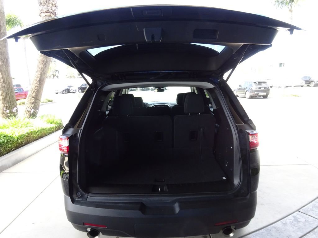 Certified 2021 Chevrolet Traverse LS image 34