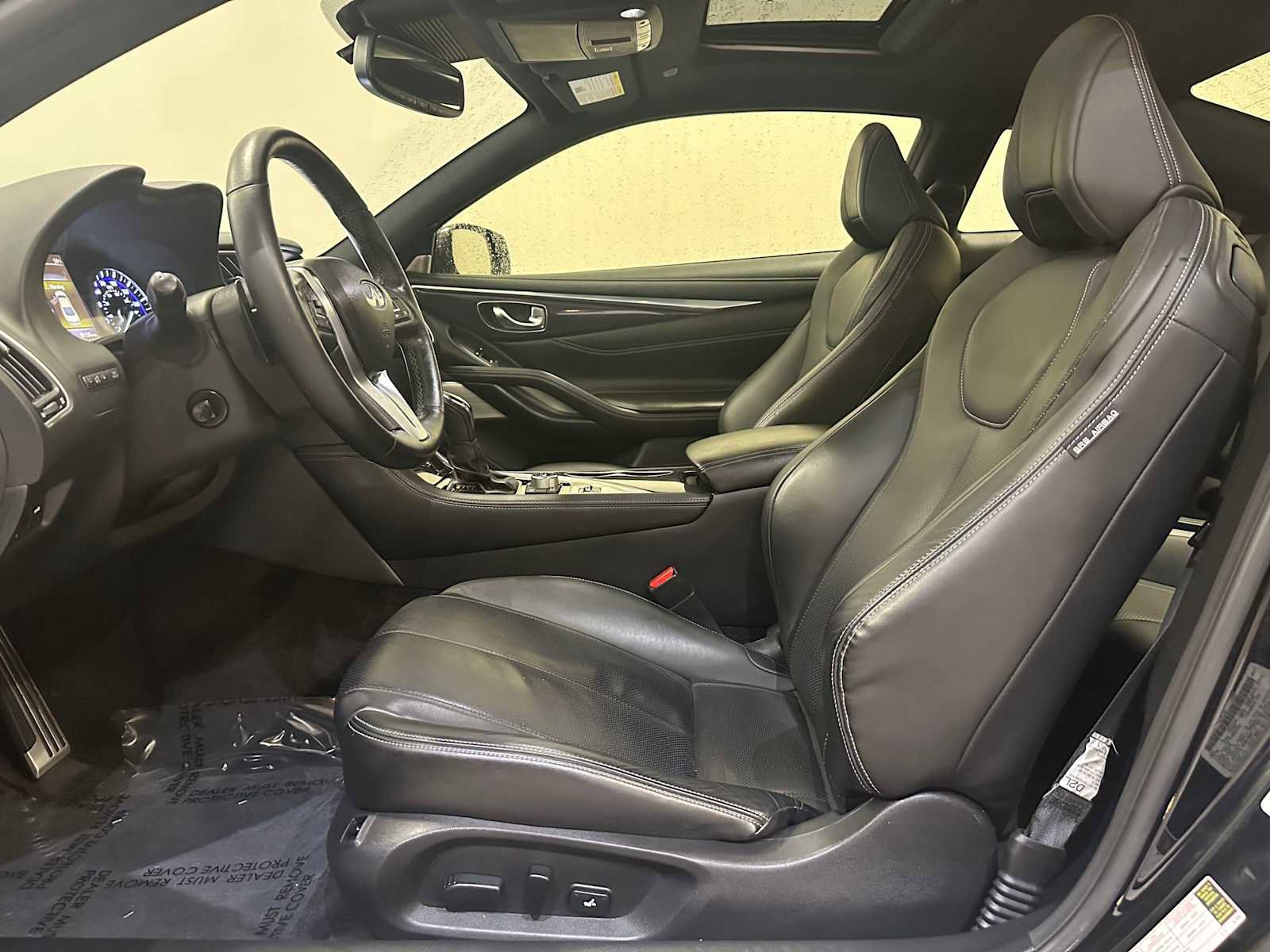 Used 2018 INFINITI Q60 Red Sport 400 w/ Sensory Package 3.0T Sport image 22