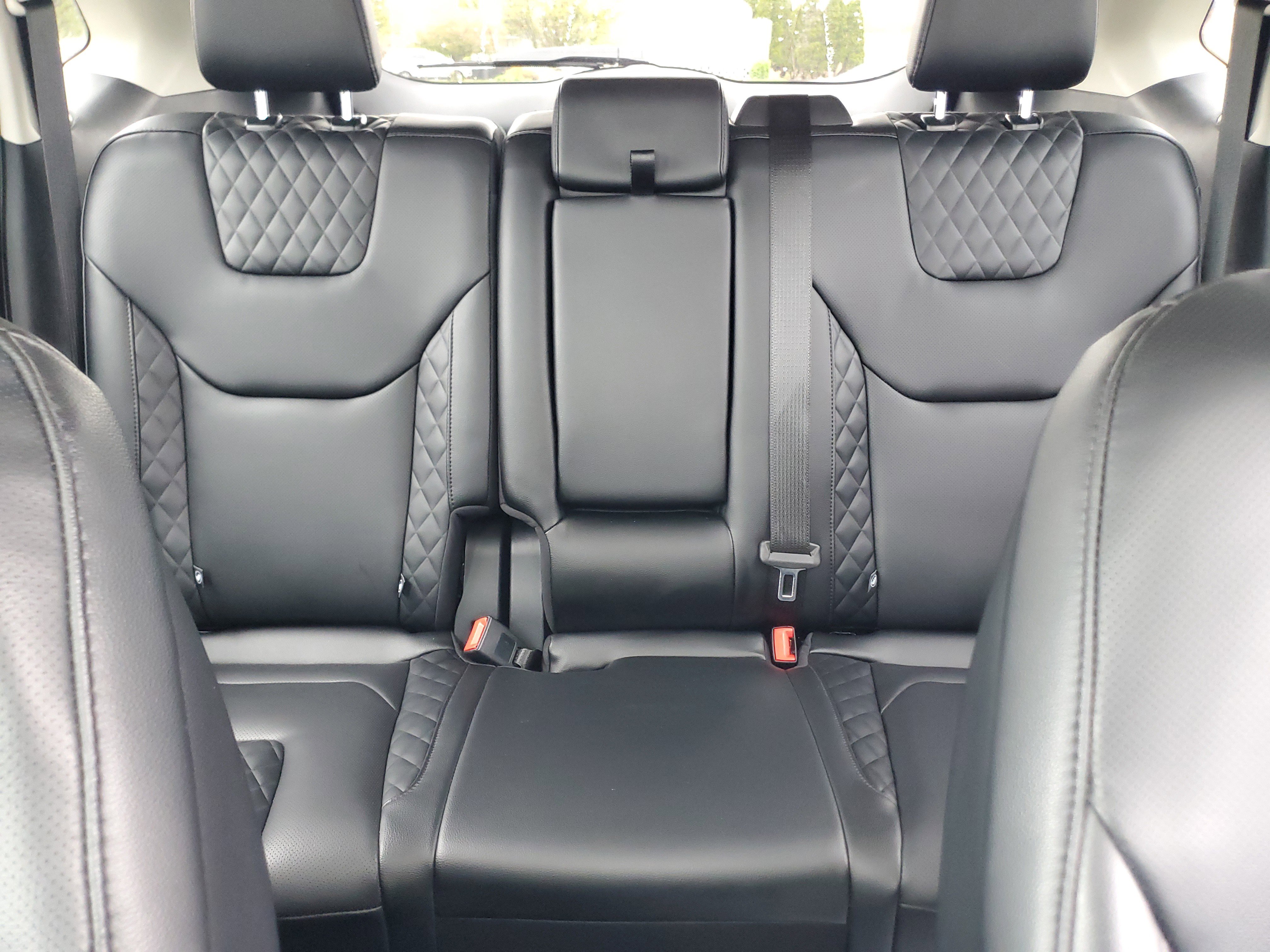Used 2024 Ford Edge Titanium w/ Equipment Group 301A AWD/4WD image 20