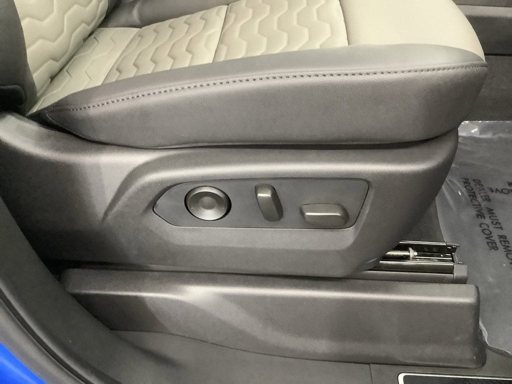 New 2026 Chevrolet Silverado 1500 ZR2 w/ Dark Appearance Package image 27