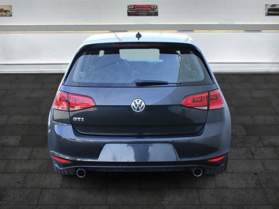 Used 2017 Volkswagen GTI Sport image 6