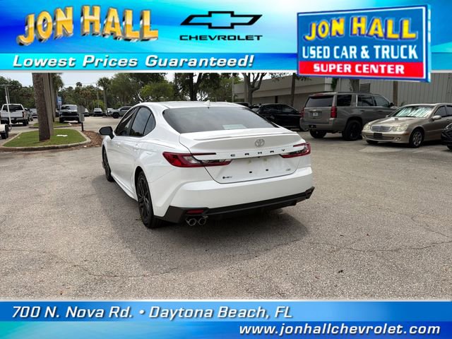 Used 2026 Toyota Camry SE FWD image 9