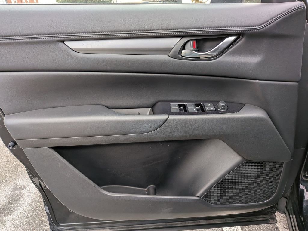 Used 2021 MAZDA CX-5 Touring image 9