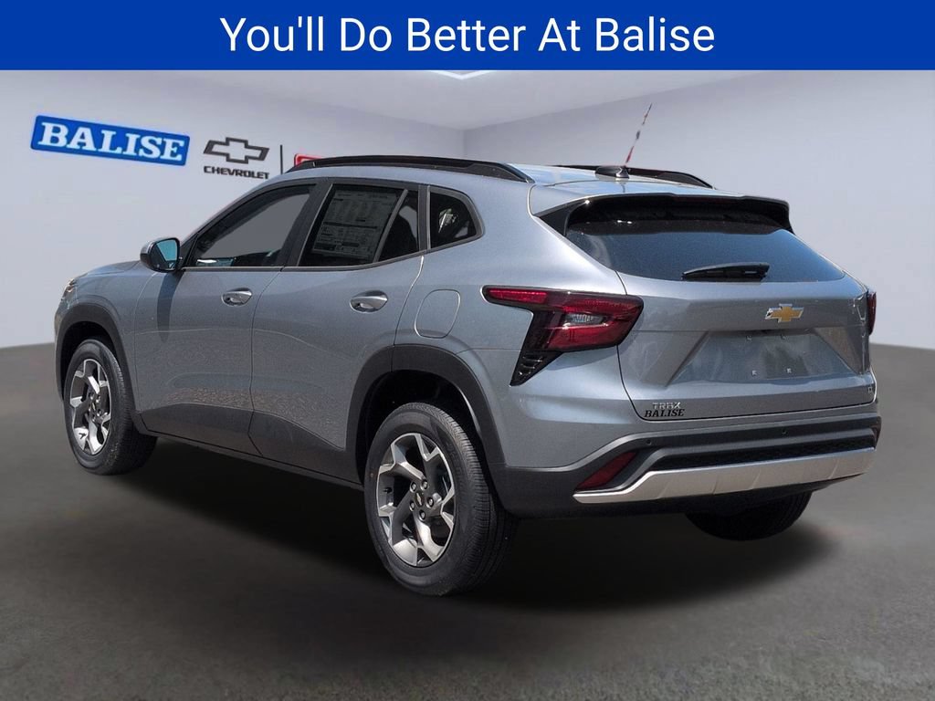 New 2026 Chevrolet Trax LT w/ Sunroof Package FWD image 5