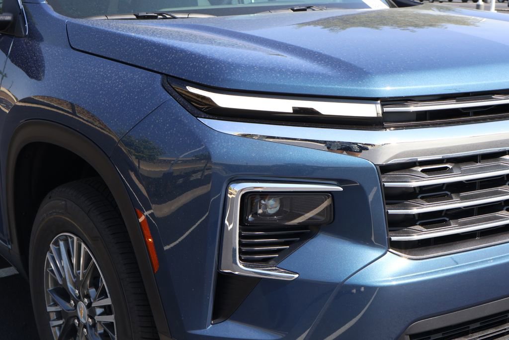 New 2026 Chevrolet Traverse LT w/ Driver Confidence Package image 3