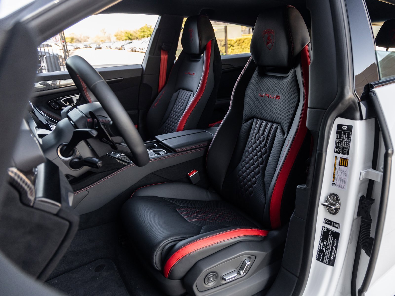 Used 2024 Lamborghini Urus Performante image 30