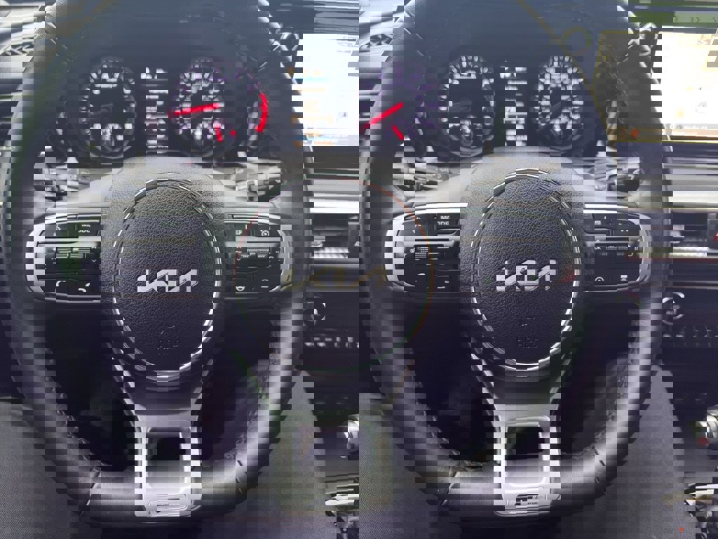 Used 2024 Kia K5 GT-Line w/ GT-Line Premium Package image 8