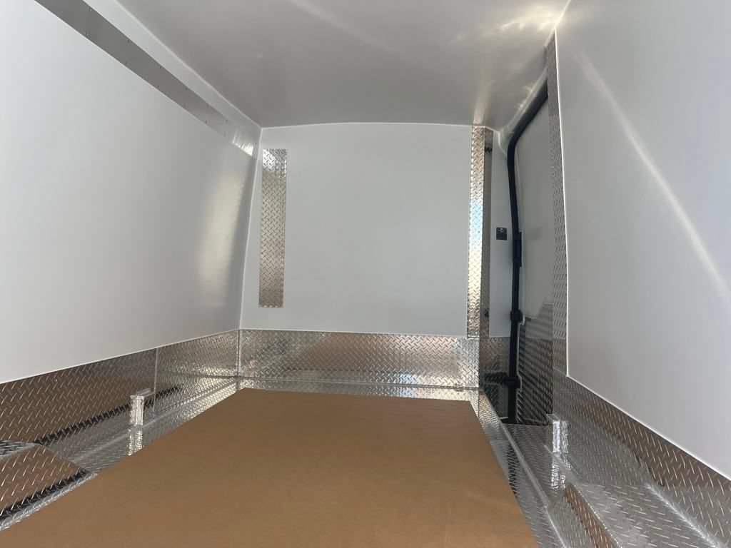 New 2025 Ford Transit 250 148 Medium Roof RWD image 20