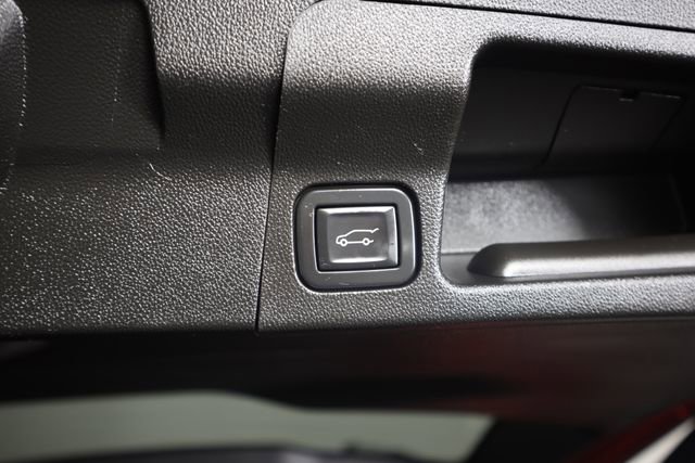 Used 2021 GMC Acadia AT4 w/ Technology Package image 61