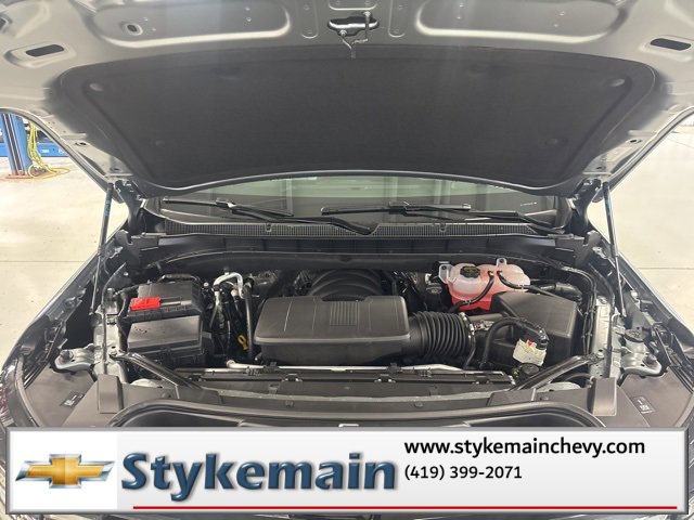 New 2026 Chevrolet Suburban Premier image 11