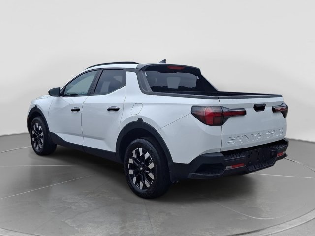 Used 2025 Hyundai Santa Cruz SEL FWD image 4
